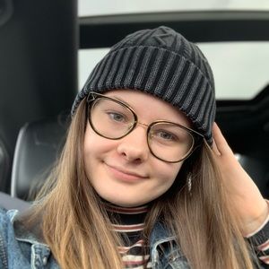 Meet your Posher, Kennedy